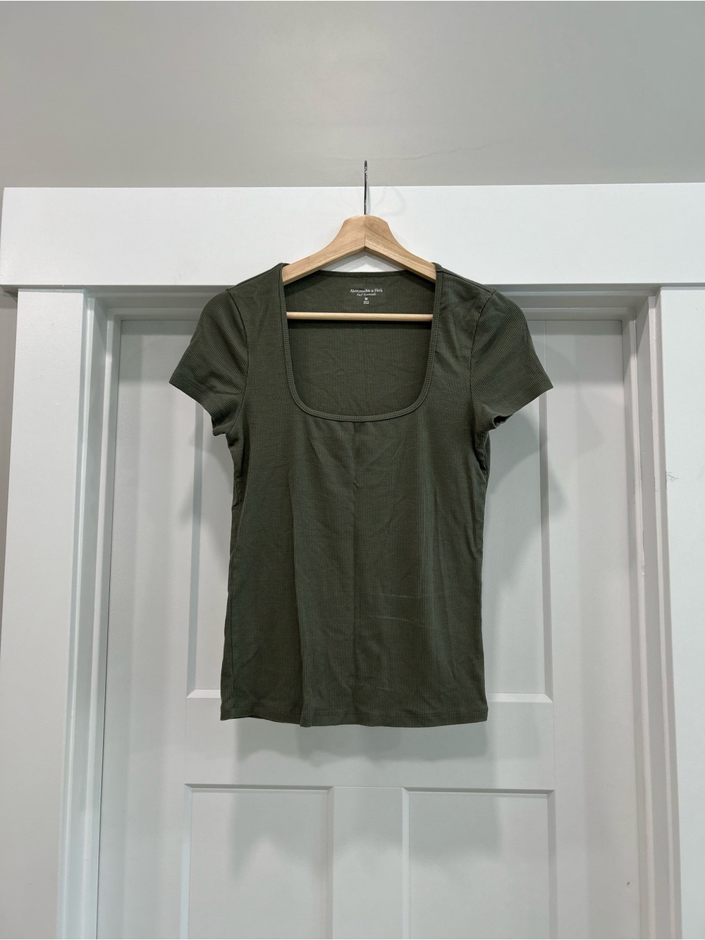 Abercrombie square neck shirt